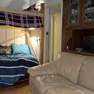 Kitsilano Heritage Guest house