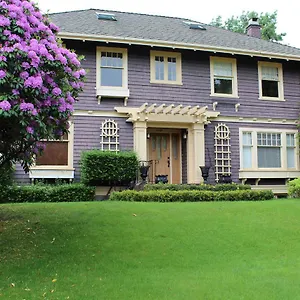 Cartier Guest house