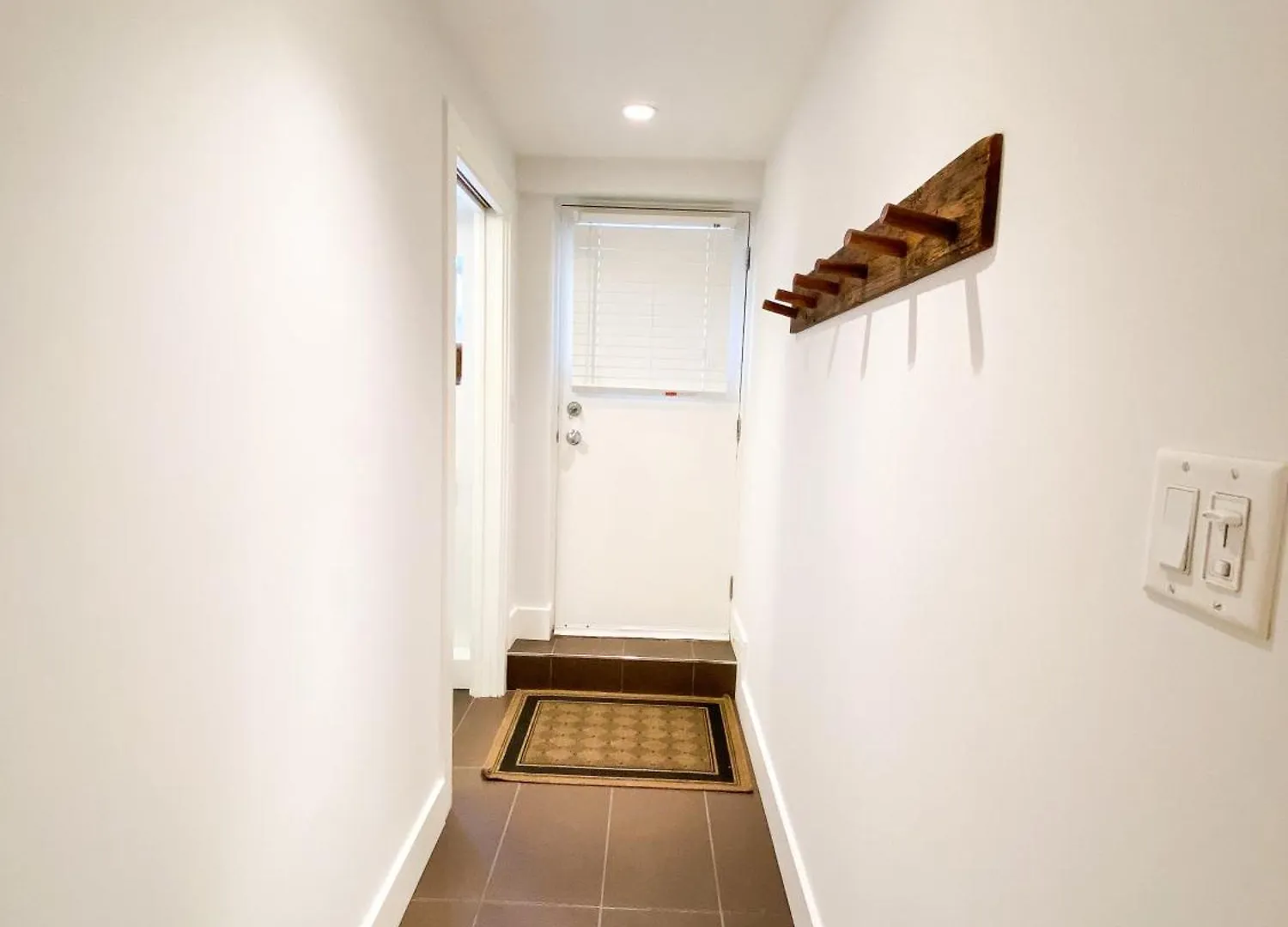 Small Private Studio At Kitsilano Beach Vancouver
